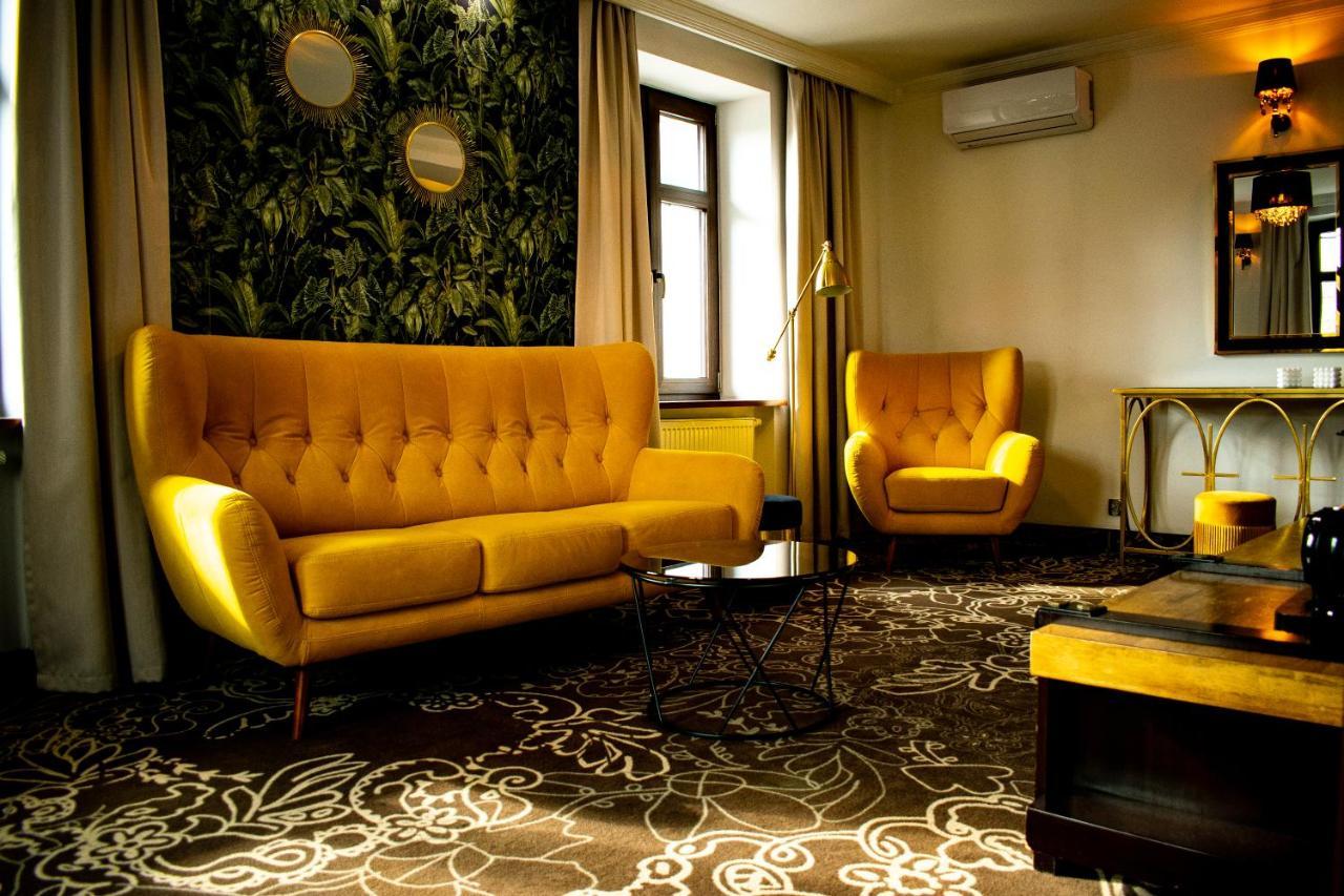 Hotel Pruski Orneta Esterno foto