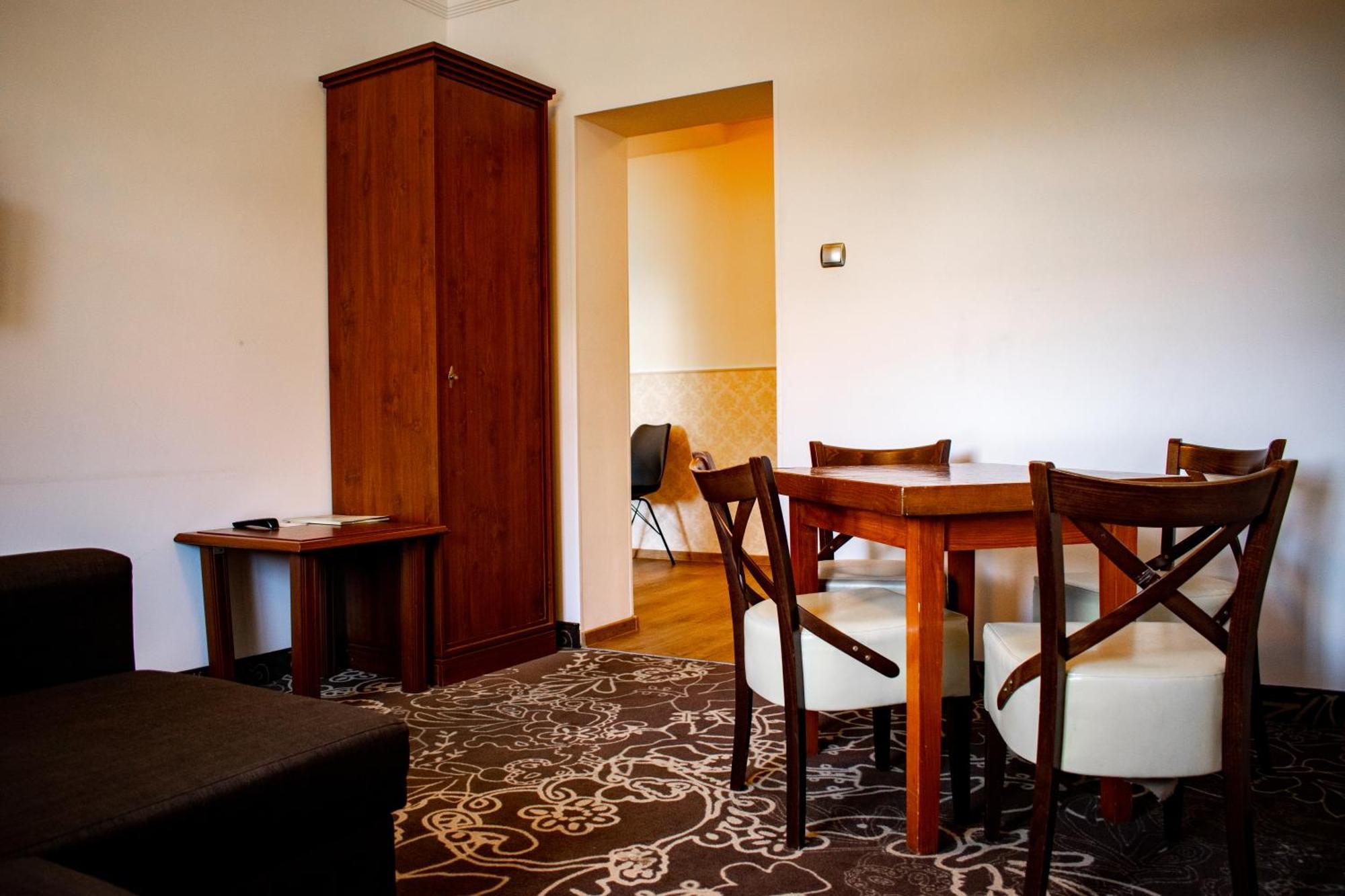 Hotel Pruski Orneta Esterno foto