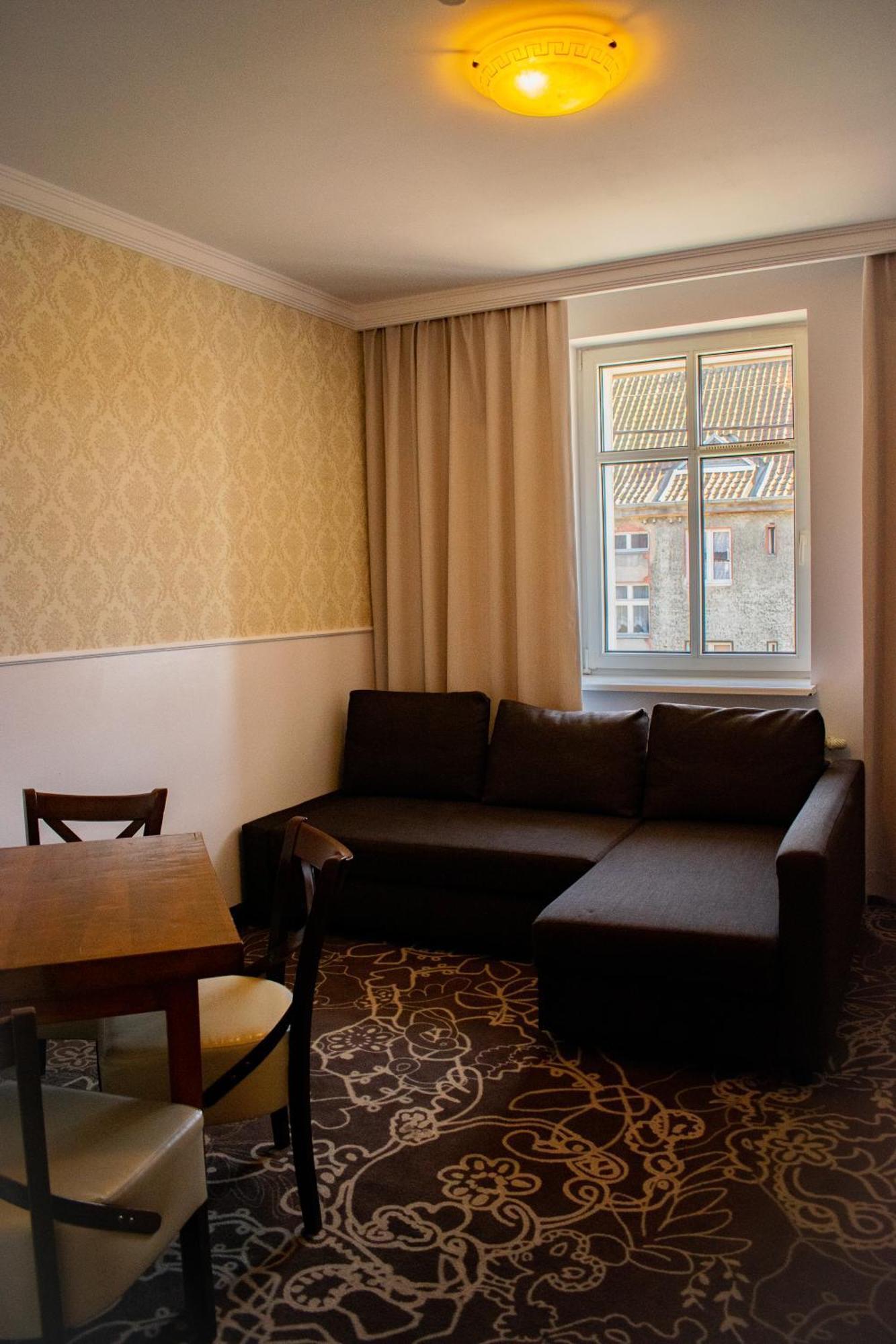 Hotel Pruski Orneta Esterno foto