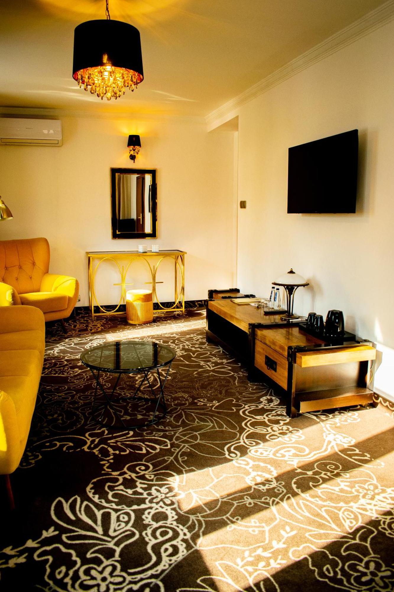 Hotel Pruski Orneta Esterno foto